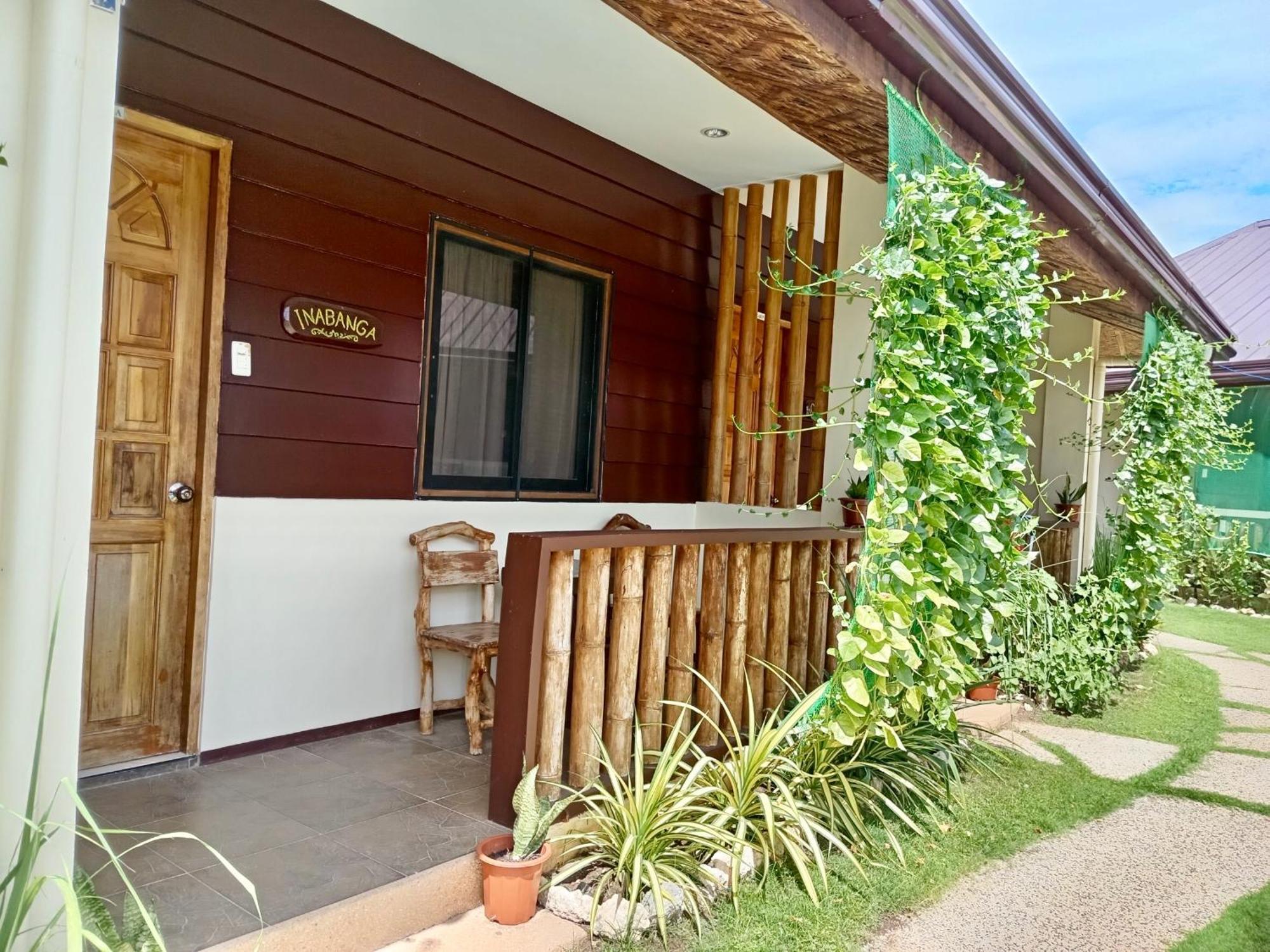 Chiisai Natsu Resort Bolod  ภายนอก รูปภาพ