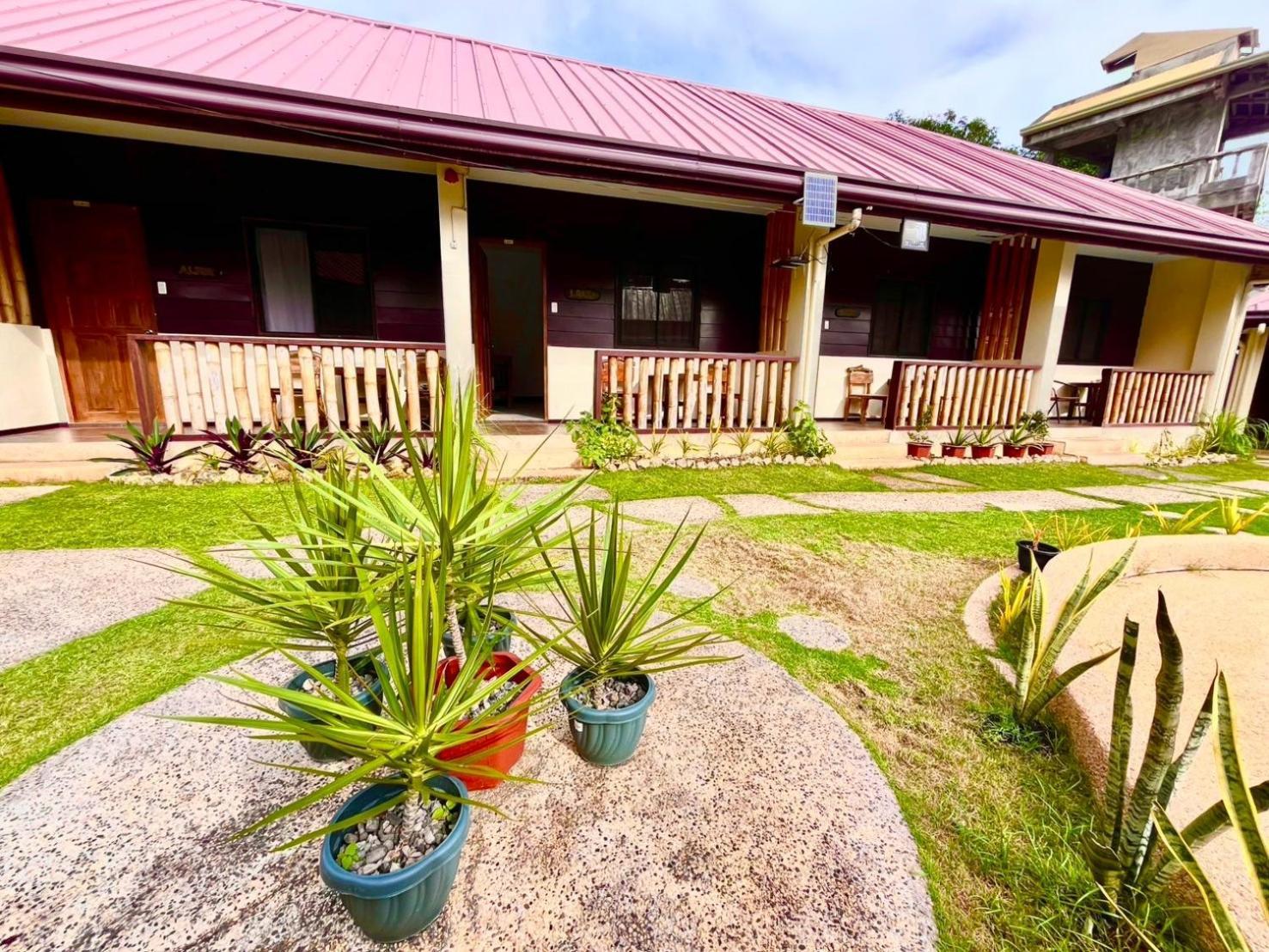 Chiisai Natsu Resort Bolod  ภายนอก รูปภาพ