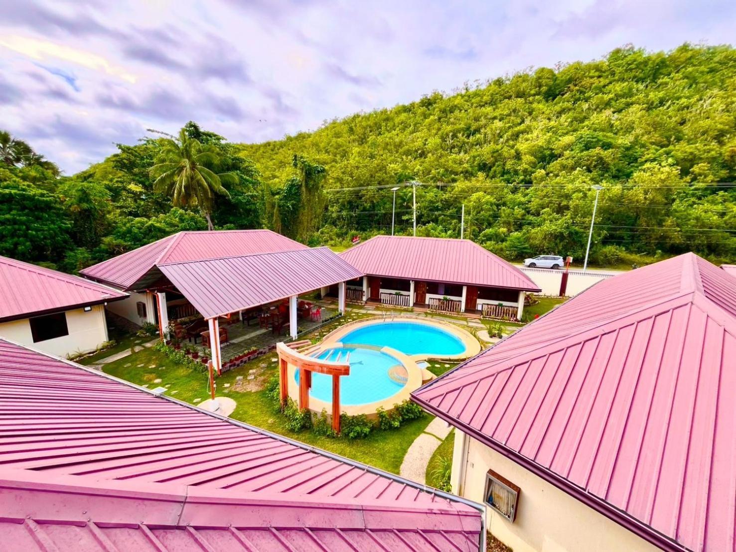 Chiisai Natsu Resort Bolod  ภายนอก รูปภาพ