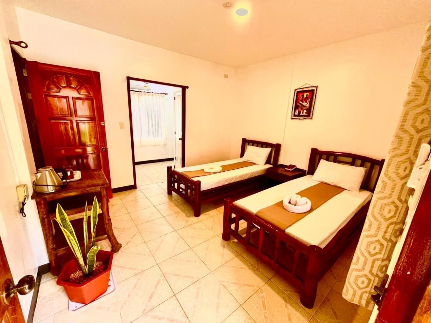 Chiisai Natsu Resort Bolod  ภายนอก รูปภาพ