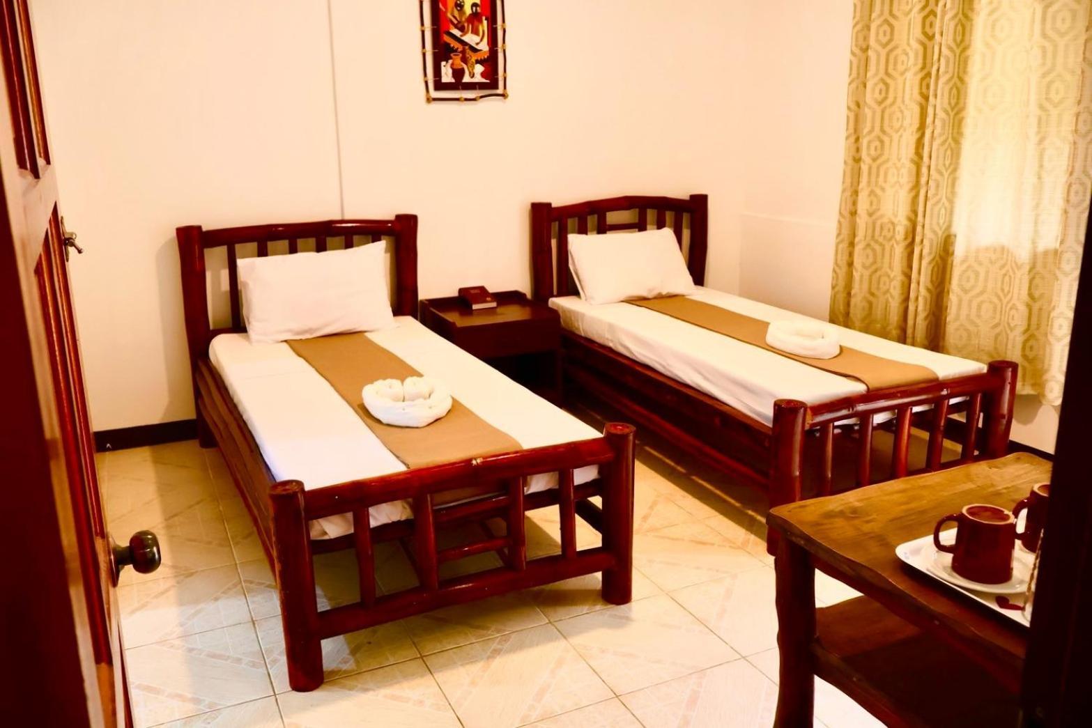 Chiisai Natsu Resort Bolod  ภายนอก รูปภาพ