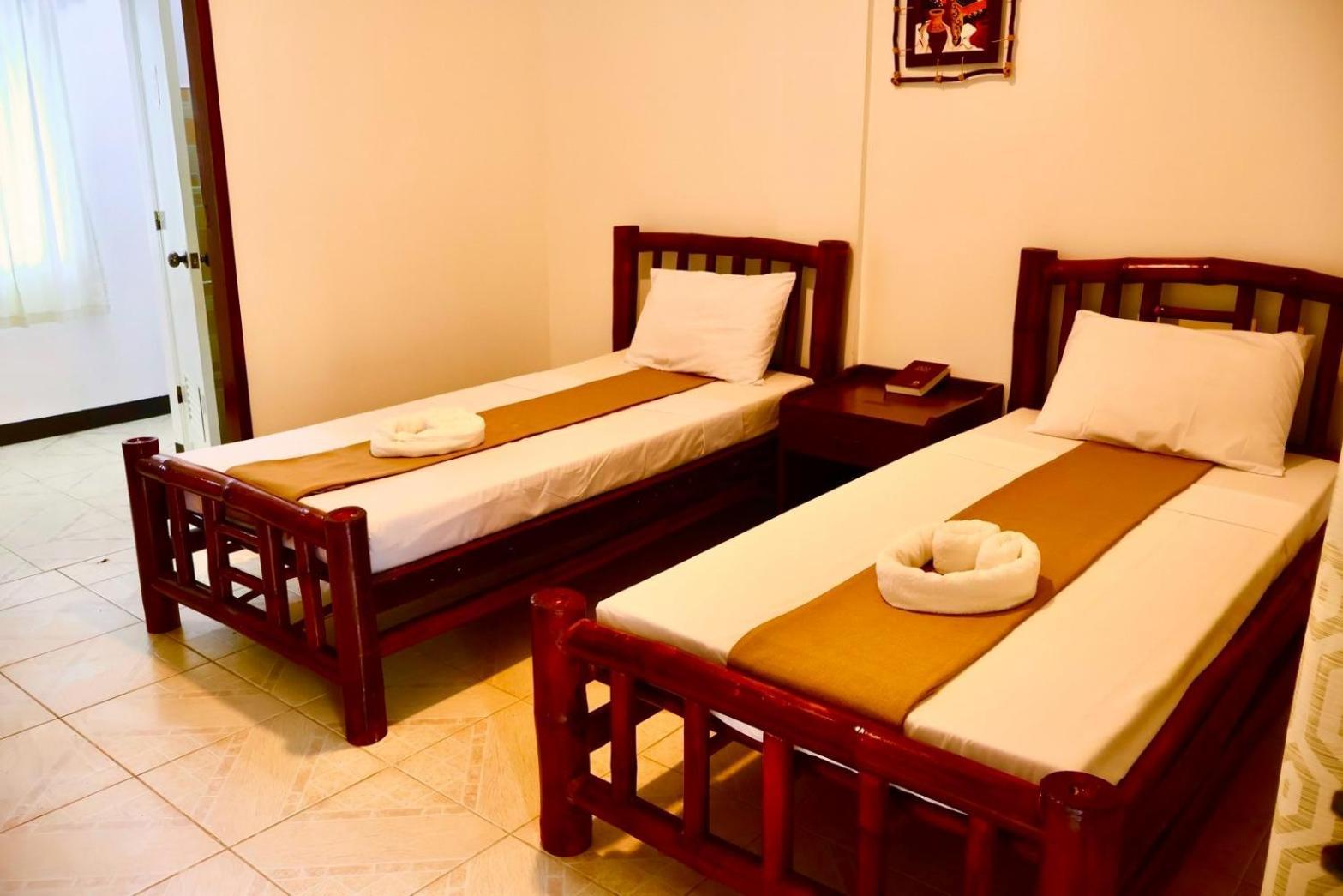 Chiisai Natsu Resort Bolod  ภายนอก รูปภาพ